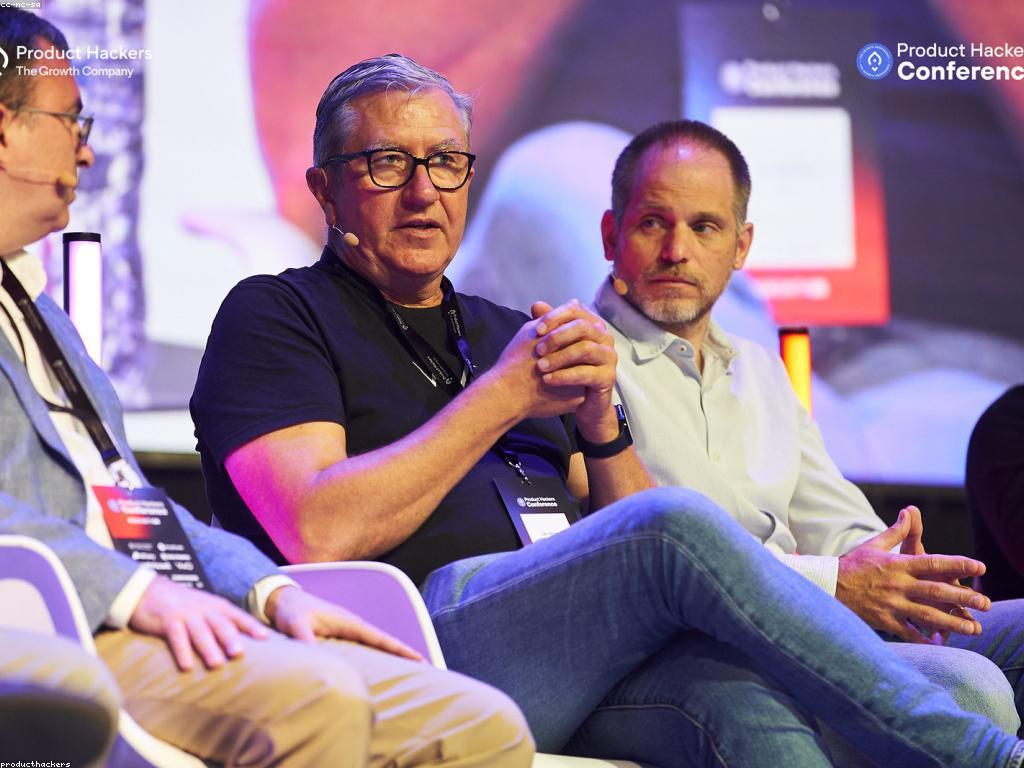 យុទ្ធសាស្ត្រពង្រីកក្នុងការប្រកួតឥតគិតថ្លៃ